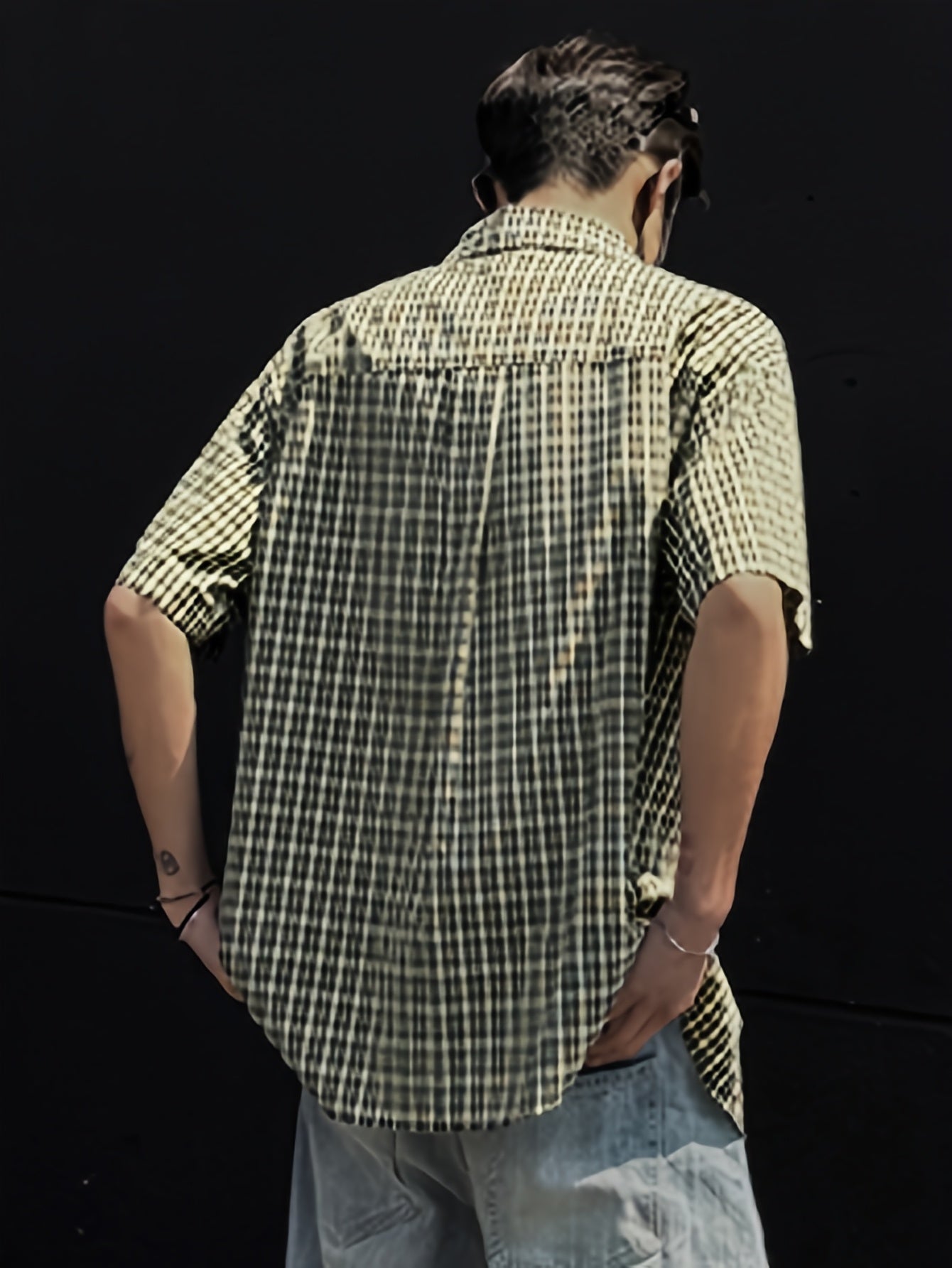 Men's Casual Plaid Short Sleeve Shirt - Loose Fit Summer Shirt with Classic Collar,