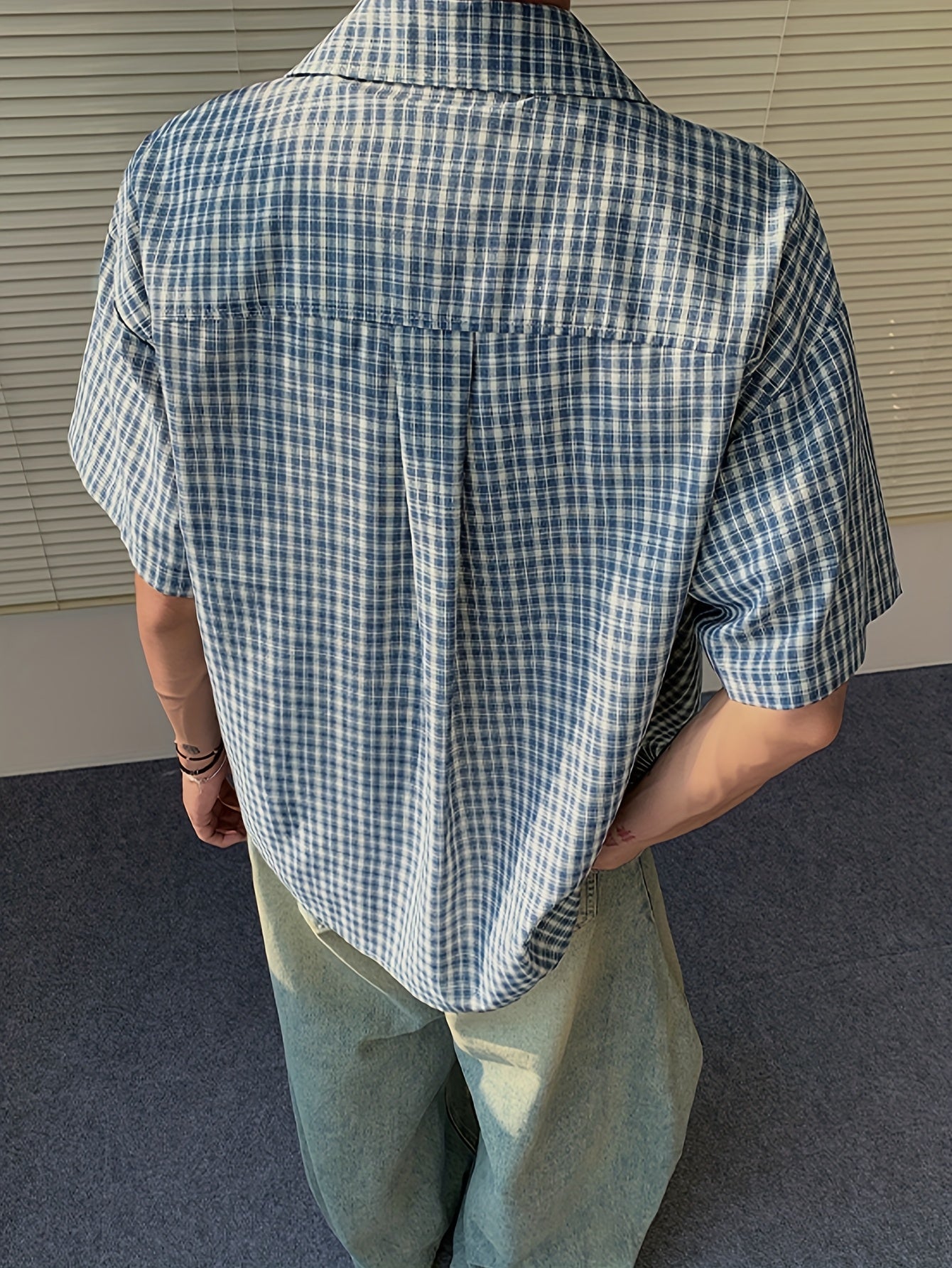 Men's Casual Plaid Short Sleeve Shirt - Loose Fit Summer Shirt with Classic Collar,